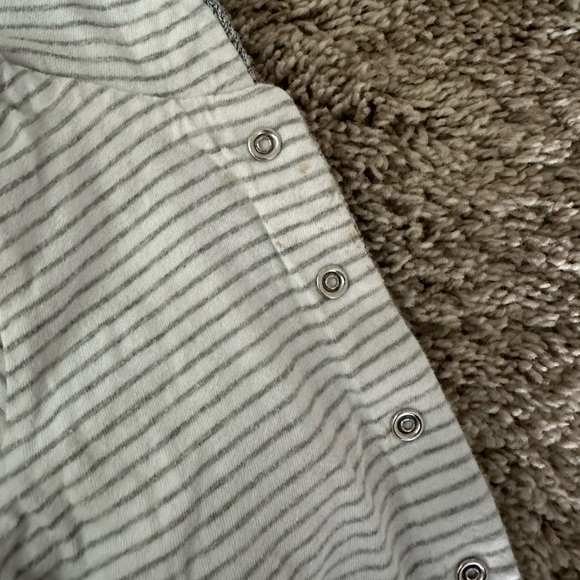 GAP Baby boy clothing lot (size:0-6M) - Picture 6 of 6